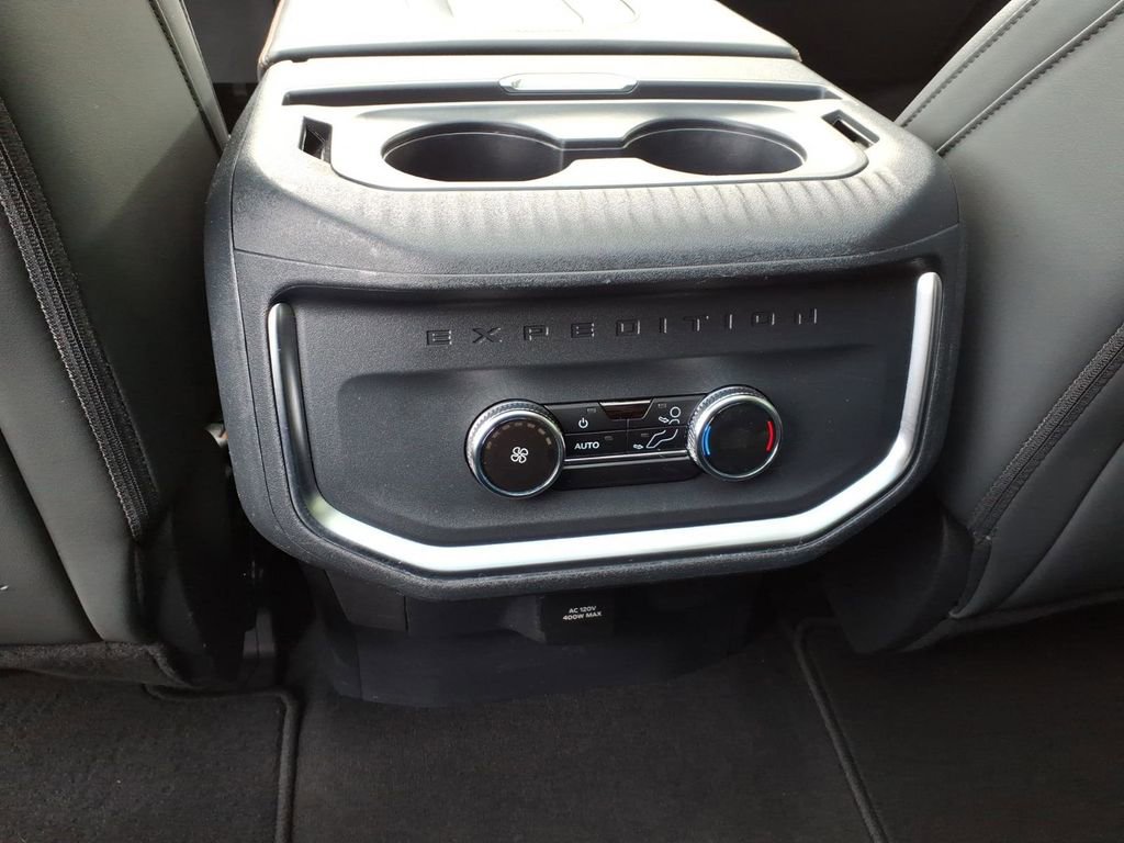 Certified 2025 Ford Expedition Active RWD image 14