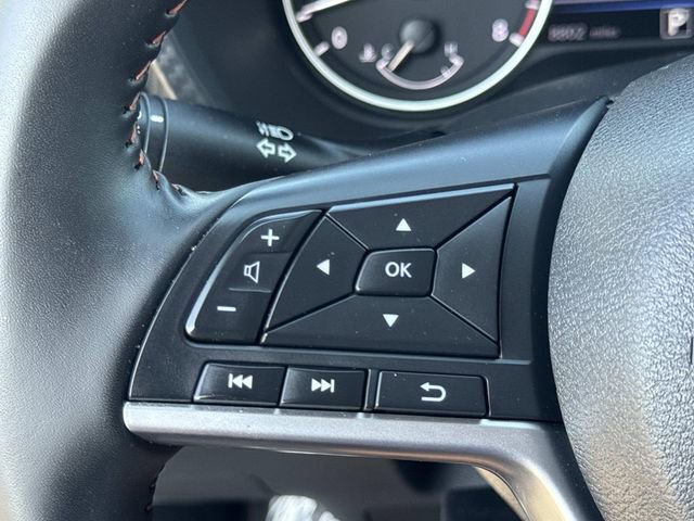 Used 2025 Nissan Sentra SR FWD image 10