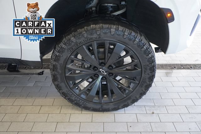 Used 2023 Chevrolet Tahoe Z71 w/ Luxury Package AWD/4WD image 15
