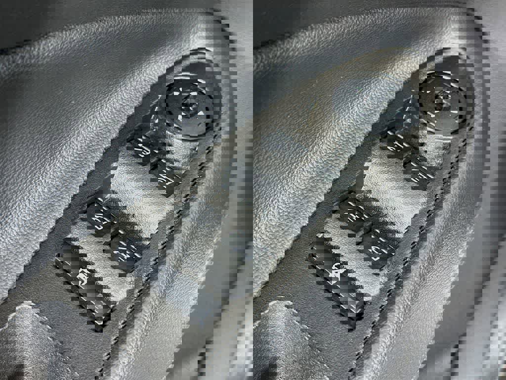 Certified 2017 Ford Escape SE image 28