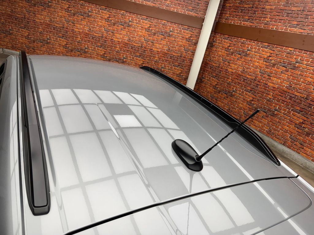 Used 2024 Chevrolet Trax LT w/ LT Convenience Package image 29