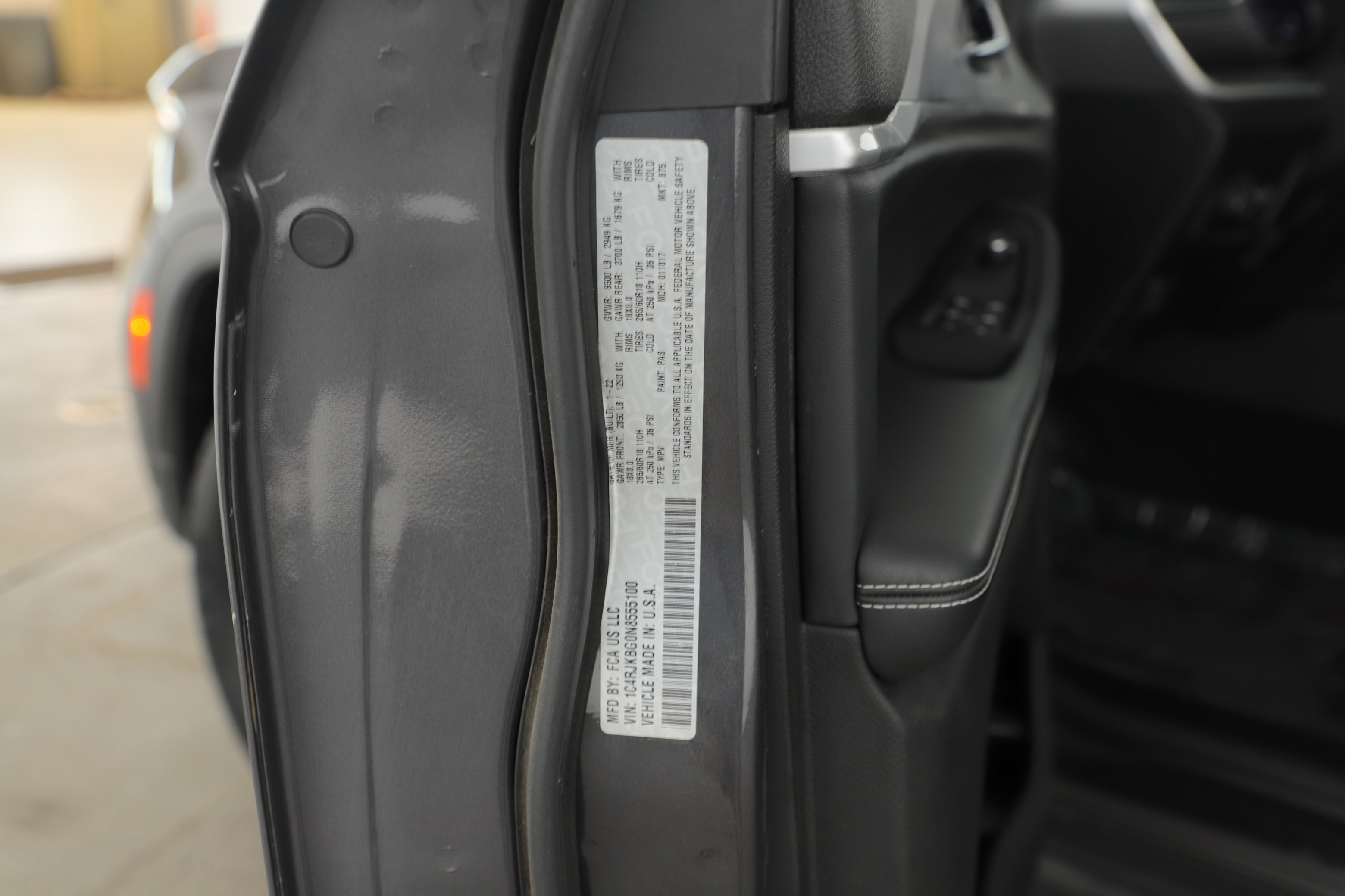 Used 2022 Jeep Grand Cherokee L Limited image 7