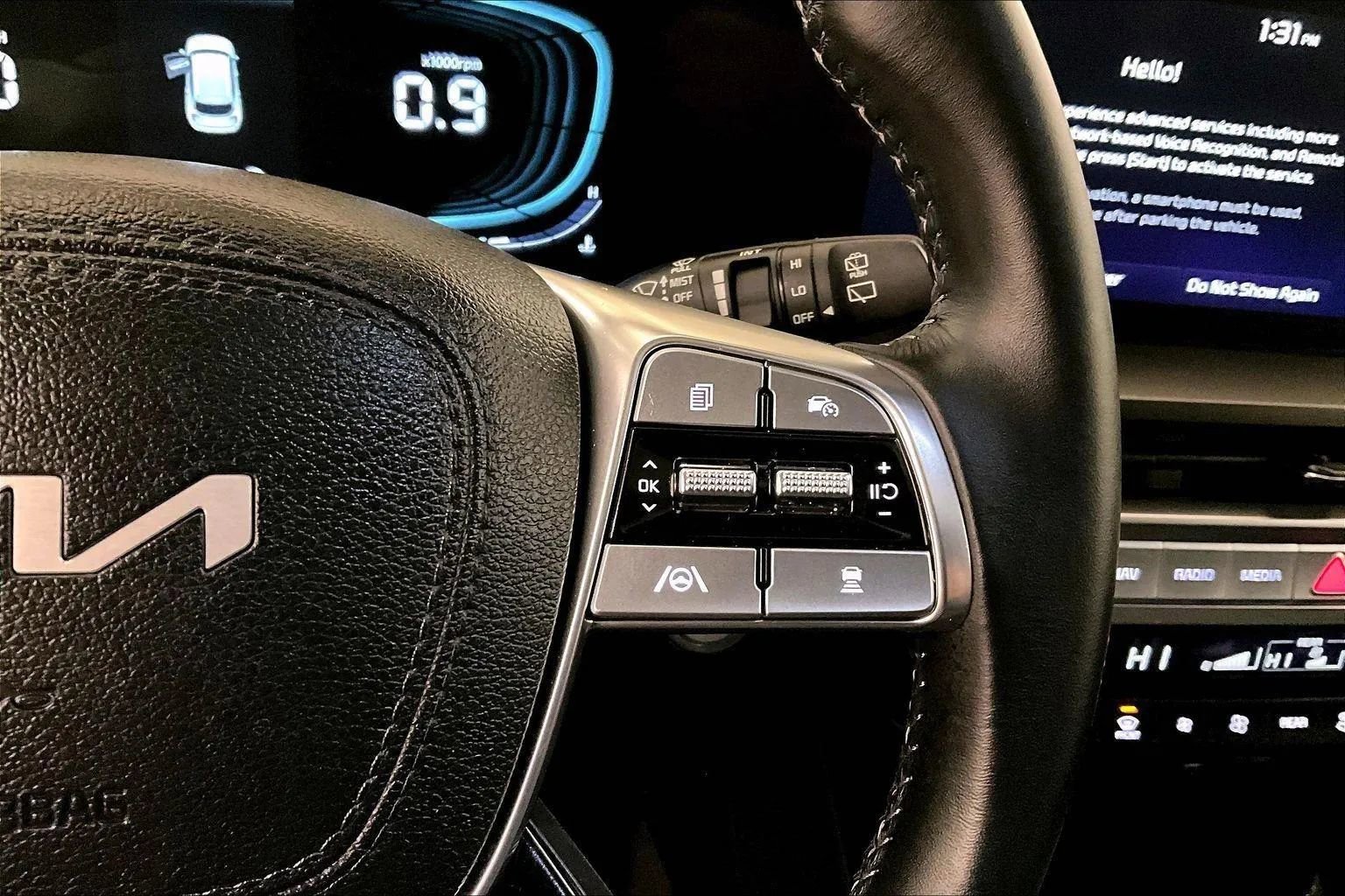 Used 2025 Kia Telluride S image 18