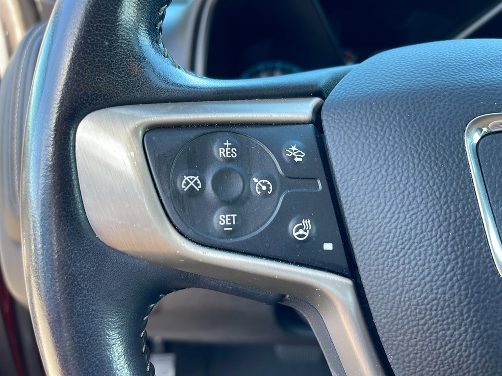 Used 2021 GMC Canyon Denali image 25