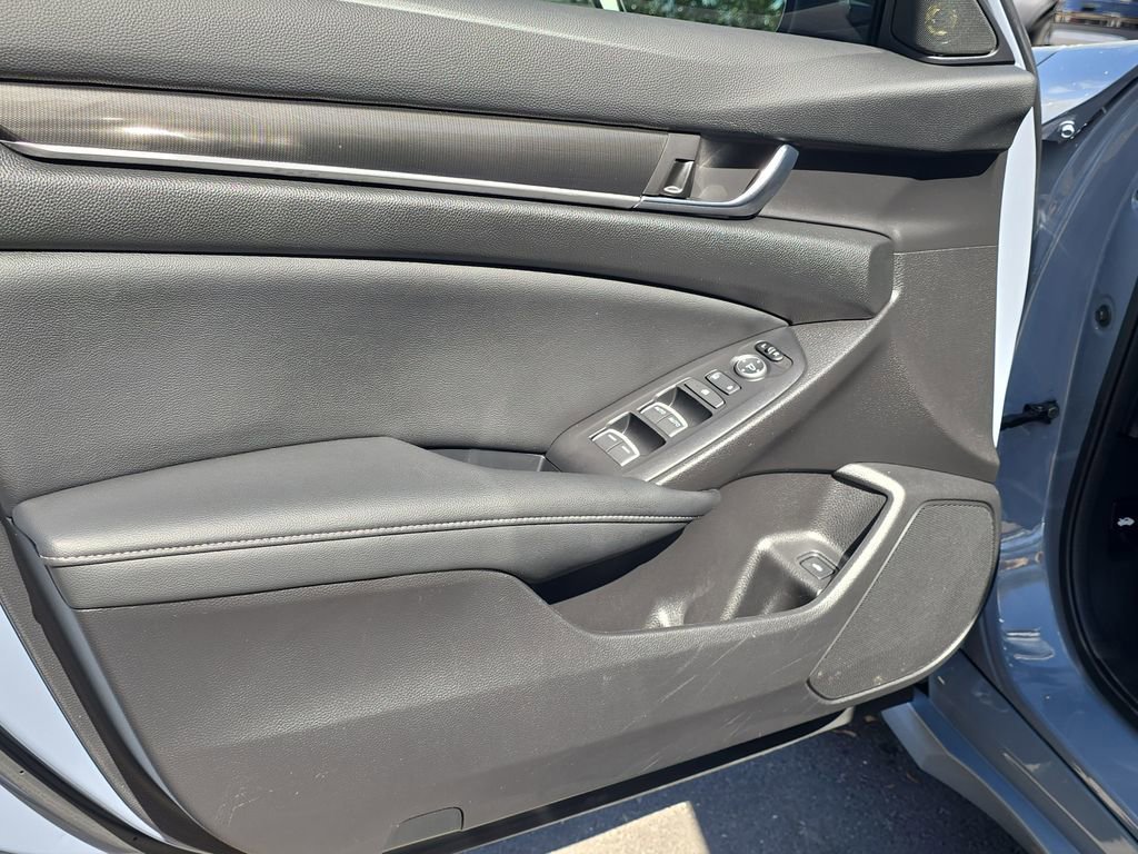 Used 2022 Honda Accord Sport image 15