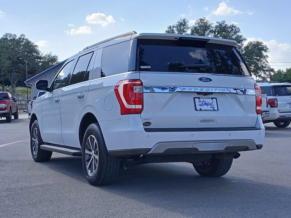 Certified 2021 Ford Expedition XLT RWD image 5