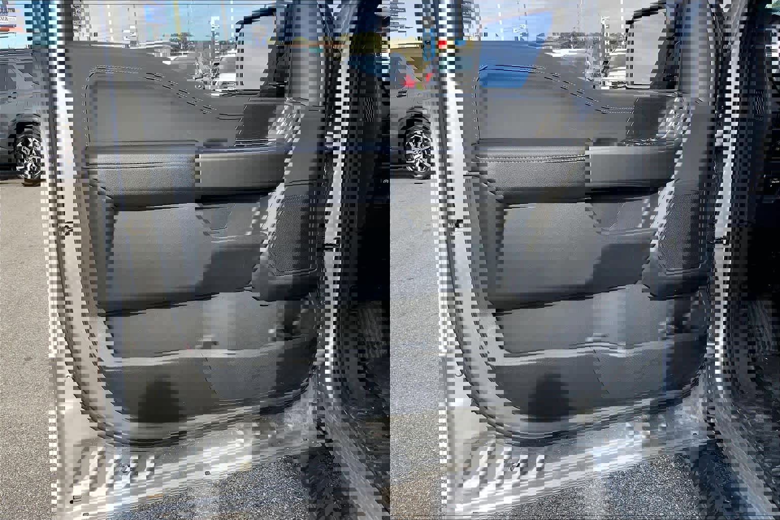 Certified 2023 Ford F150 XLT w/ Equipment Group 302A High image 21