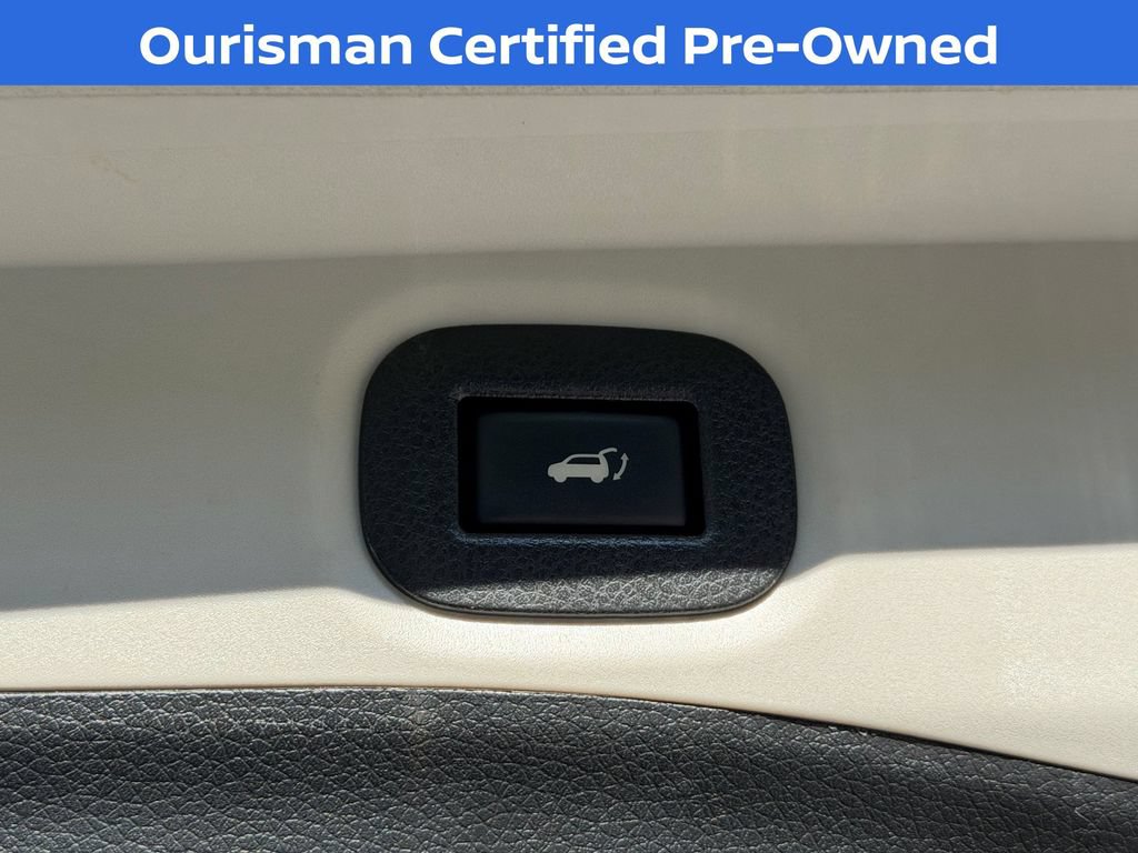 Used 2018 Nissan Rogue SV w/ Premium Package AWD/4WD image 18