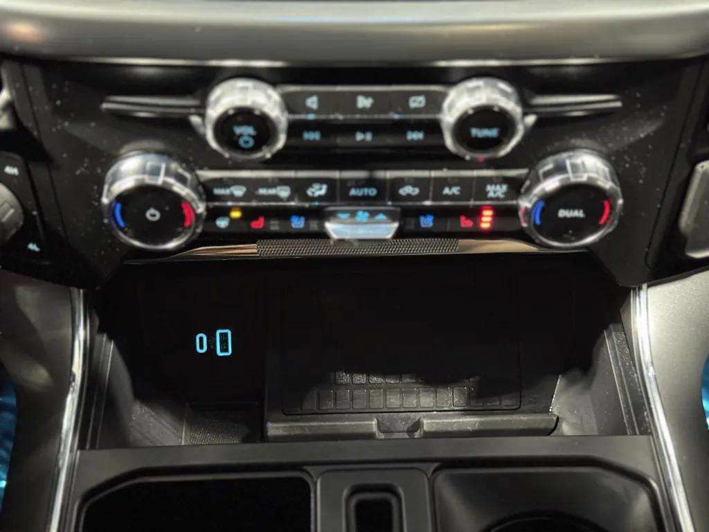 Certified 2022 Ford F150 Lariat w/ Equipment Group 502A High AWD/4WD image 25