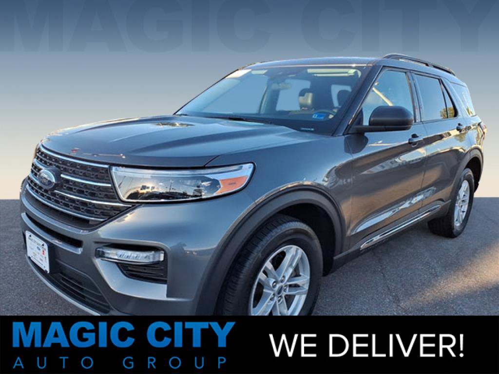 Certified 2024 Ford Explorer XLT w/ Equipment Group 202A