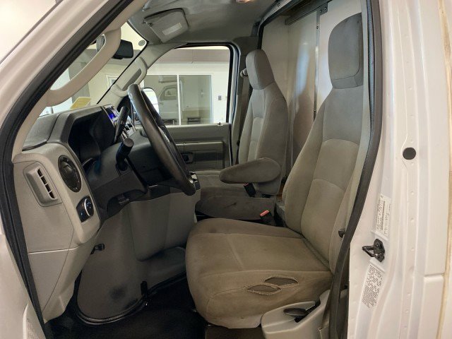 Certified 2023 Ford E-450 and Econoline 450 Super Duty w/ Power Windows & Locks Group RWD image 10