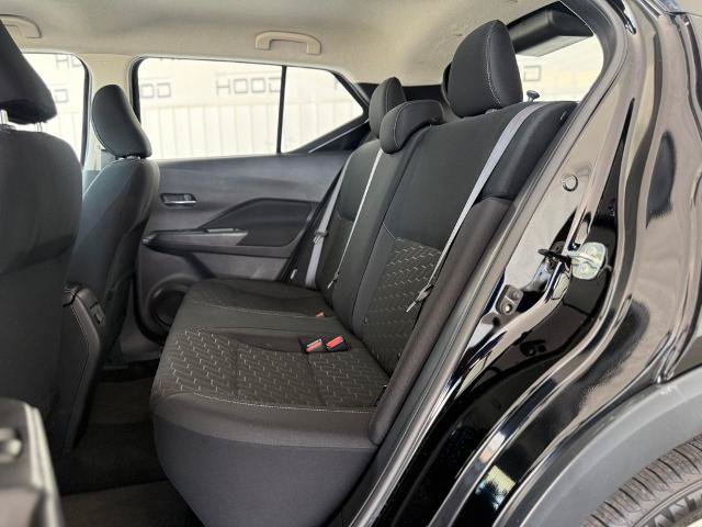 Used 2024 Nissan Kicks SV w/ Interior Electronics Package FWD image 8