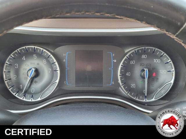 Used 2019 Chrysler Pacifica Touring-L image 33