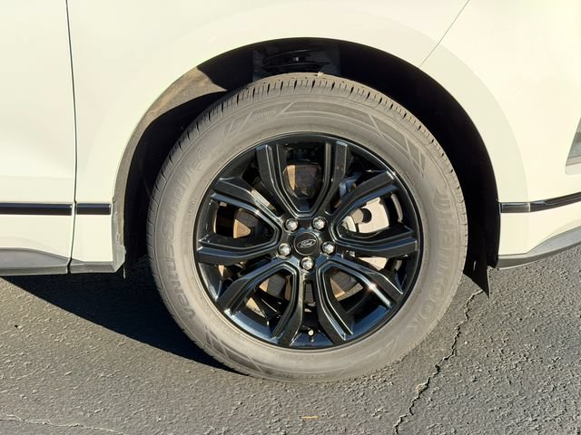 Certified 2024 Ford Edge SE w/ Black Appearance Package AWD/4WD image 11