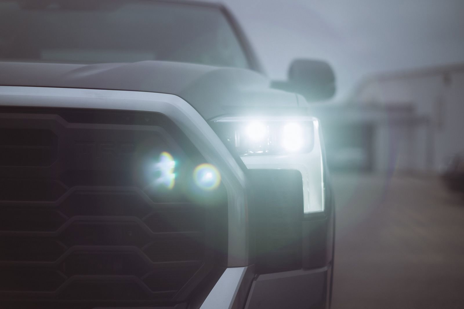 Used 2022 Toyota Tundra Limited w/ TRD Off-Road Package AWD/4WD image 17