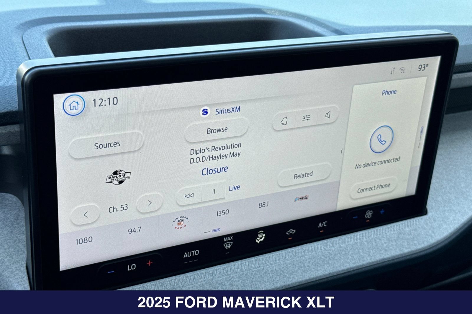 Certified 2025 Ford Maverick XLT w/ Equipment Group 302A AWD/4WD image 19
