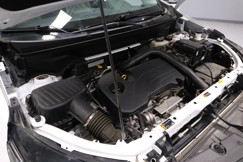 Used 2024 Chevrolet Equinox LS w/ LS Convenience Package image 14