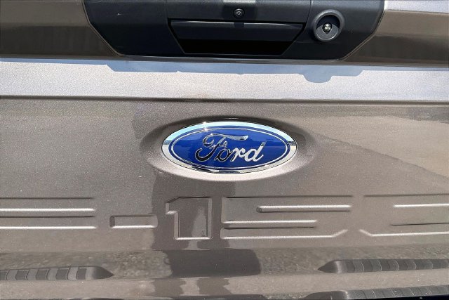 Certified 2022 Ford F150 XLT w/ Trailer Tow Package AWD/4WD image 9