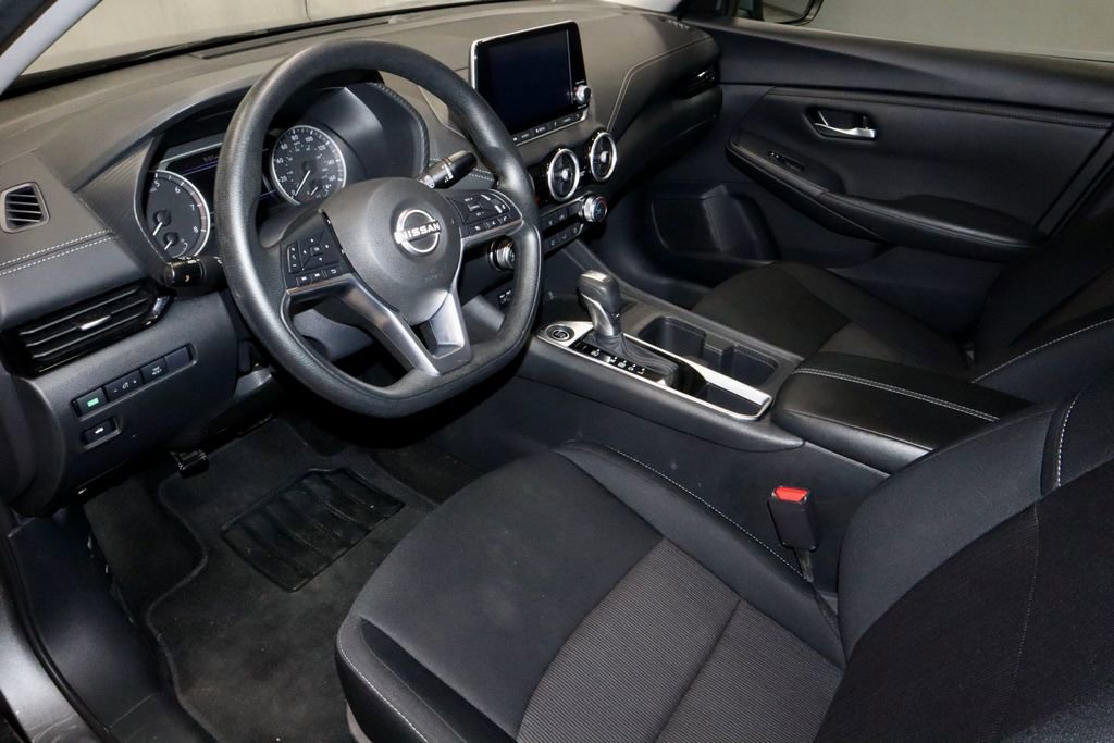 Used 2024 Nissan Sentra SV image 24