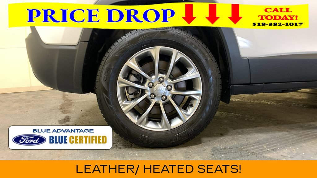 Used 2021 Jeep Cherokee Latitude Lux w/ Comfort/Convenience Group AWD/4WD image 16