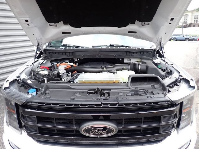 Certified 2023 Ford F150 Platinum w/ Equipment Group 701A High AWD/4WD image 17