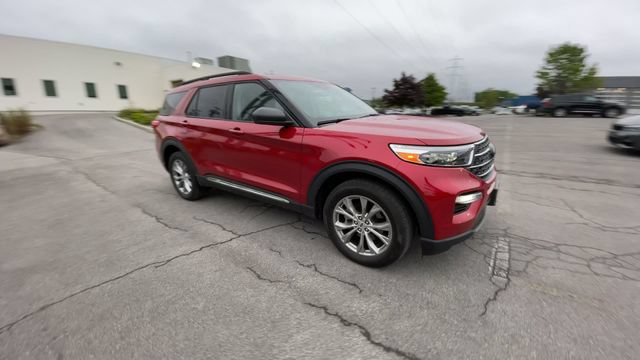 Certified 2023 Ford Explorer XLT w/ Equipment Group 202A AWD/4WD image 2