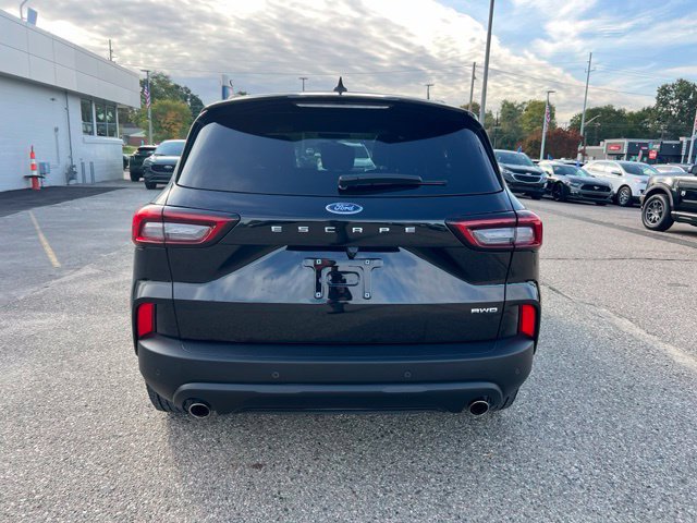 Certified 2025 Ford Escape ST-Line w/ Tech Pack #1 AWD/4WD image 5