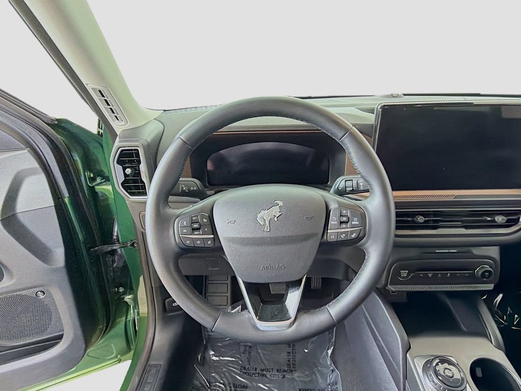 Certified 2025 Ford Bronco Sport Outer Banks w/ Outer Banks Tech Package+ AWD/4WD image 33