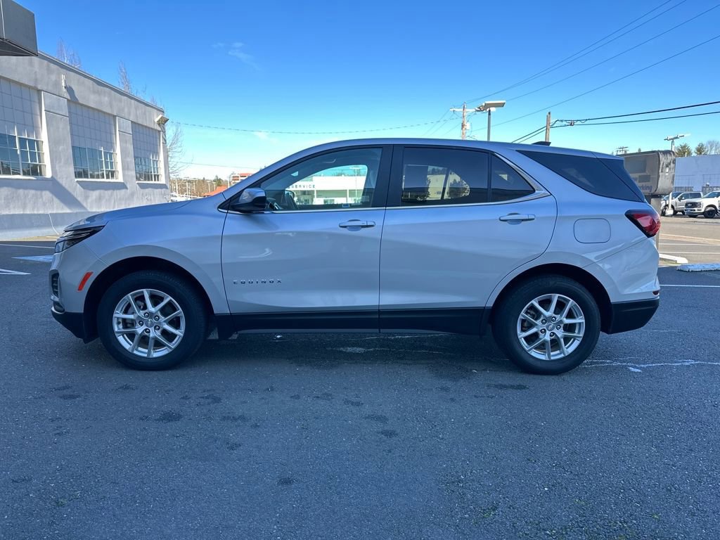 Used 2022 Chevrolet Equinox LT image 3