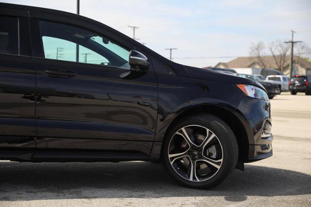 Certified 2023 Ford Edge ST image 2