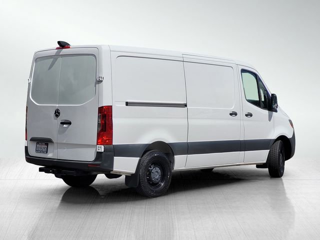 Used 2024 Mercedes-Benz Sprinter 2500 image 4