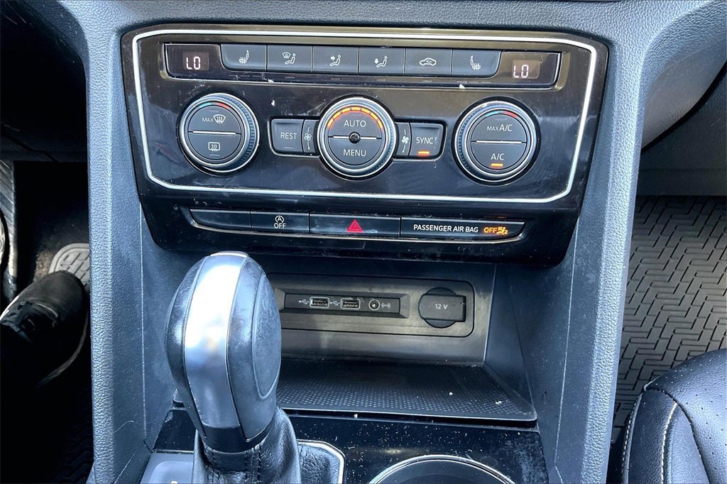 Used 2021 Volkswagen Atlas SEL w/ MDO Package (Bench Seat) image 26