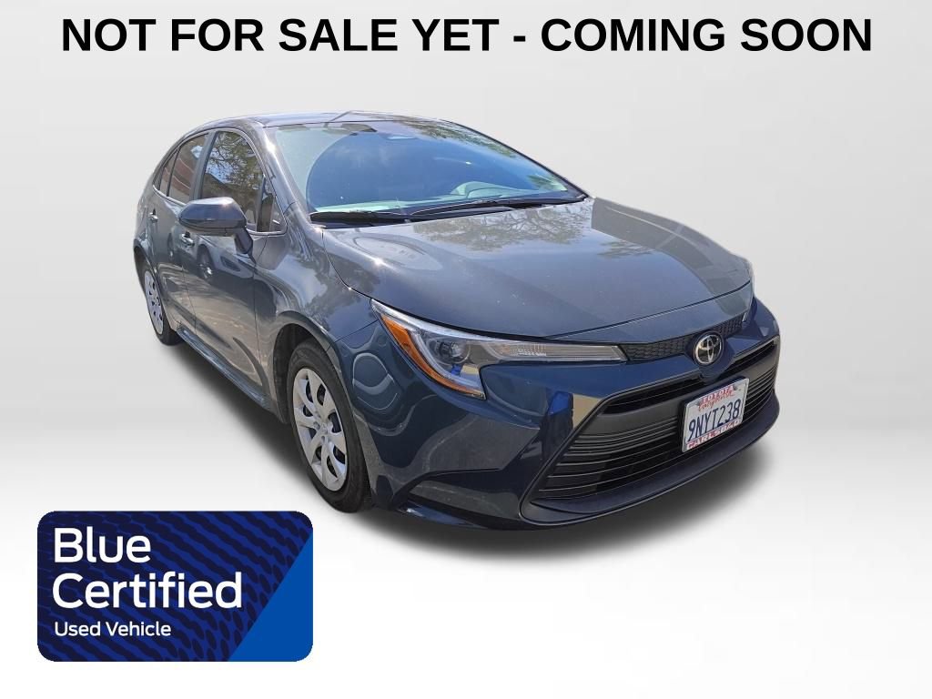 Used 2024 Toyota Corolla LE image 1