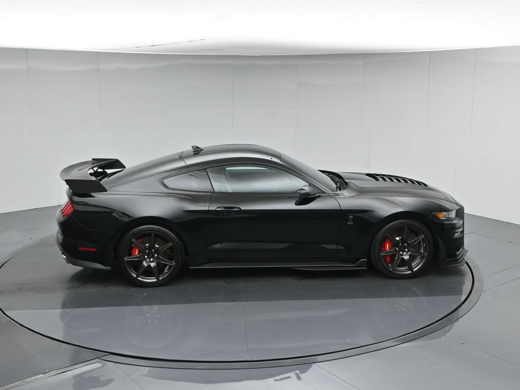 Certified 2022 Ford Mustang Shelby GT500 w/ Carbon Fiber Track Pack RWD image 42