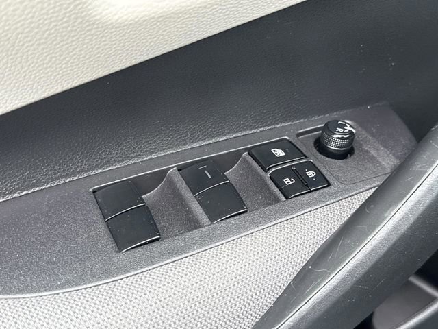 Used 2024 Toyota Corolla LE FWD image 26