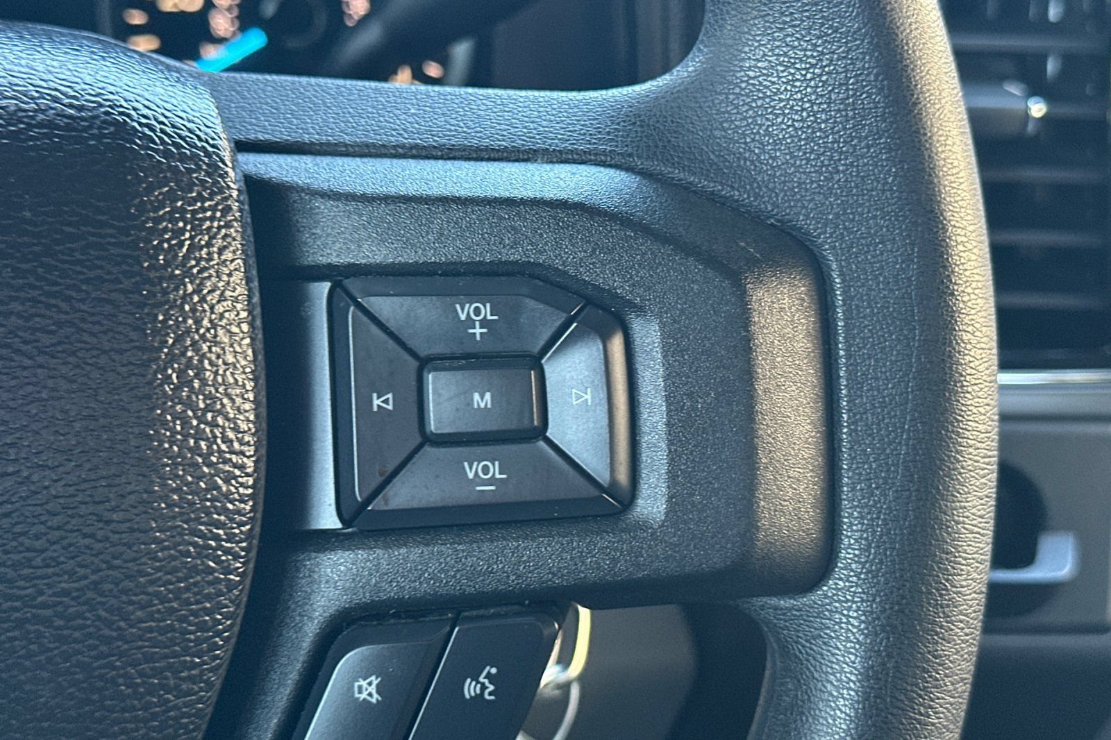 Certified 2018 Ford F150 XLT RWD image 36
