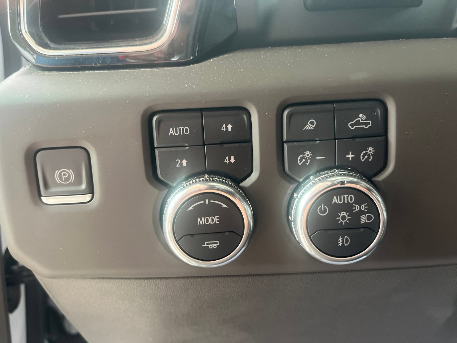 Used 2023 GMC Sierra 1500 Denali w/ Denali Reserve Package AWD/4WD image 15