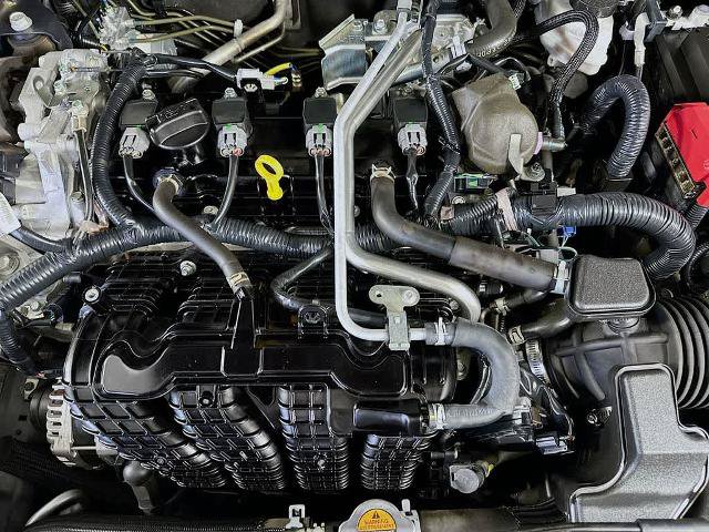 Used 2024 Nissan Altima 2.5 SV FWD image 9