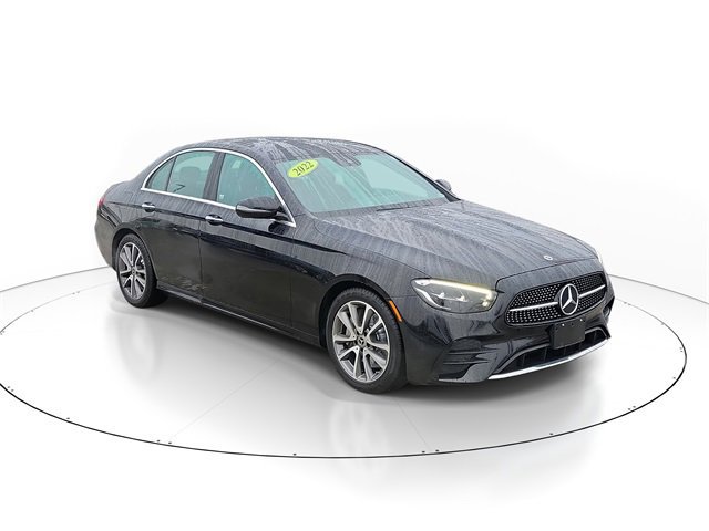 Used 2022 Mercedes-Benz E 450 4MATIC Sedan image 4