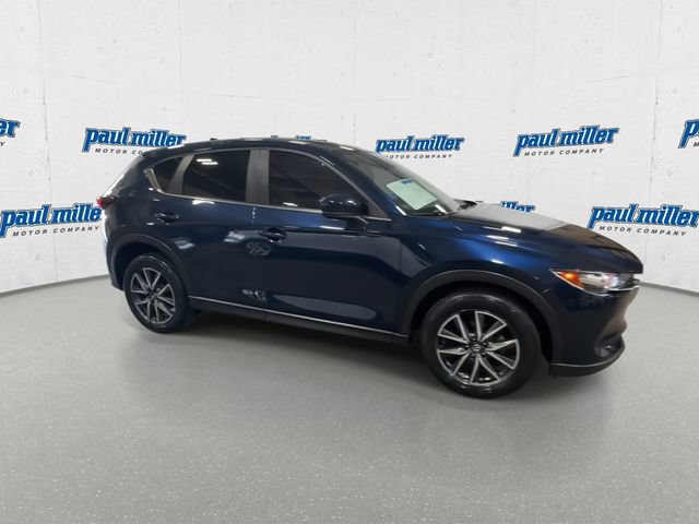 Used 2018 MAZDA CX-5 Touring w/ Preferred Equipment Package FWD image 13