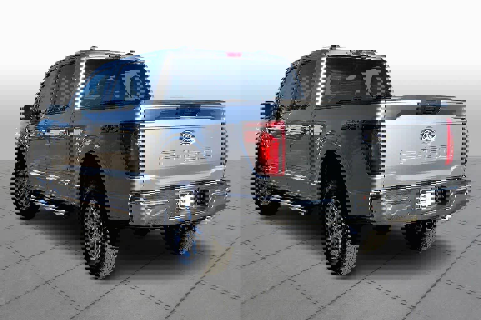 Certified 2025 Ford F150 XLT w/ Equipment Group 301A Standard image 12