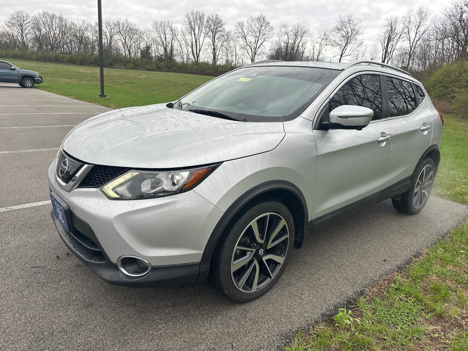 Used 2019 Nissan Rogue Sport SL w/ Premium Package image 7