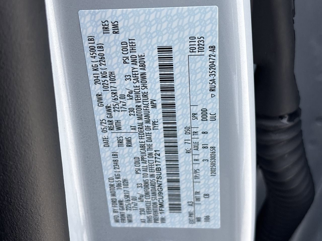 Certified 2025 Ford Escape Active AWD/4WD image 32