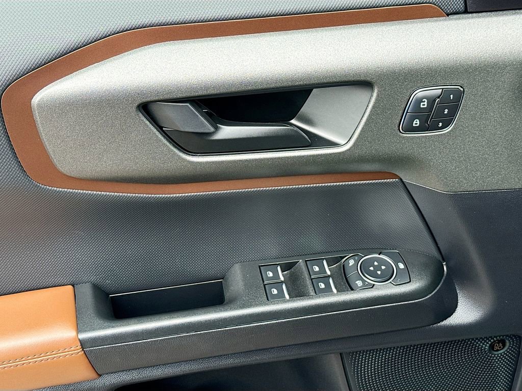 Certified 2025 Ford Bronco Sport Outer Banks w/ Outer Banks Tech Package+ AWD/4WD image 20