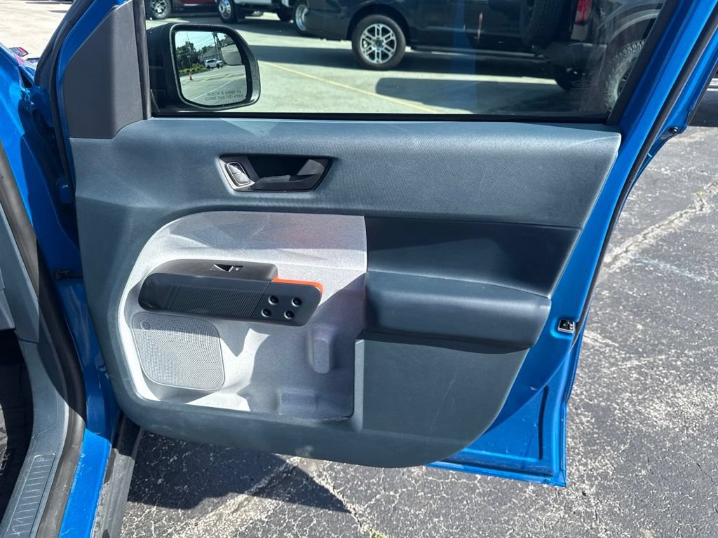 Certified 2022 Ford Maverick XLT FWD image 32