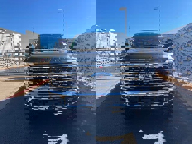 Certified 2025 Ford F250 Lariat w/ Tremor Off-Road Package image 5