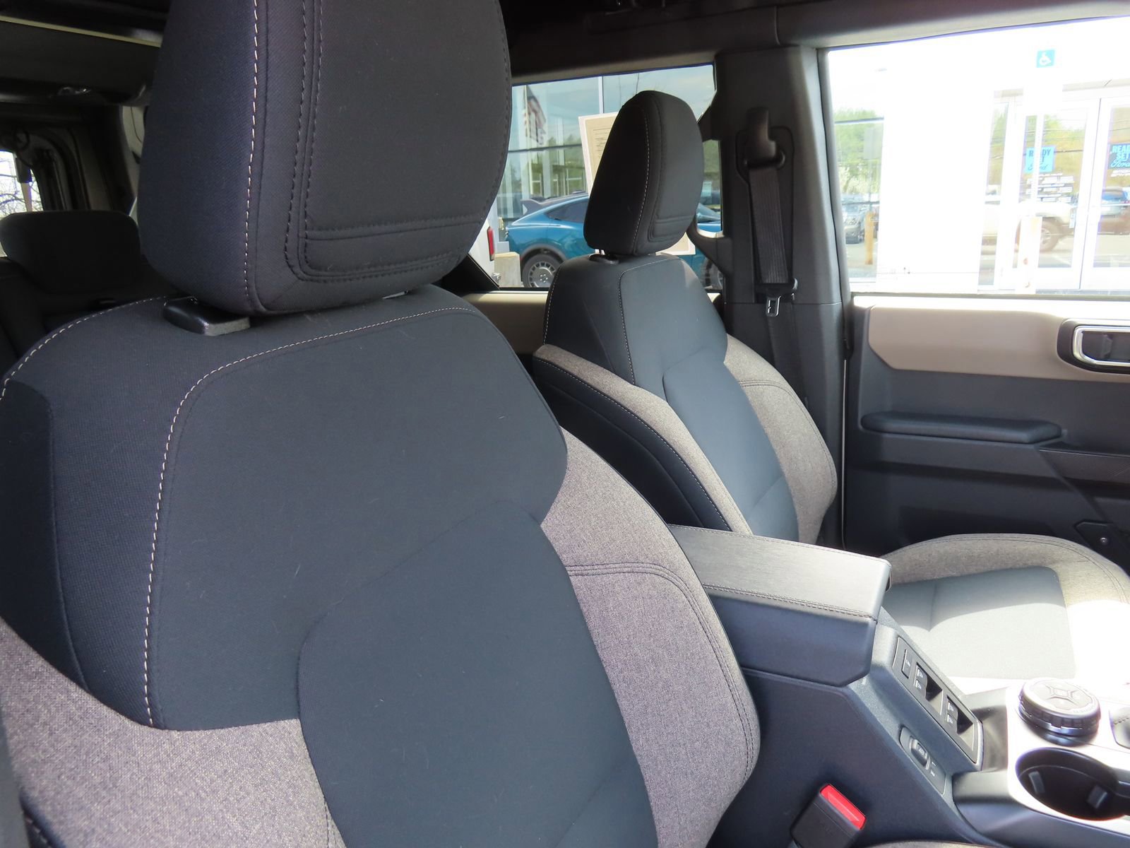 Certified 2025 Ford Bronco Big Bend image 34