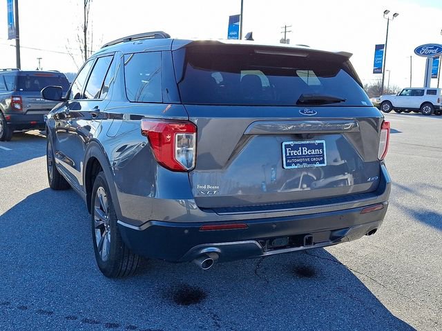 Certified 2022 Ford Explorer XLT w/ Equipment Group 202A image 9