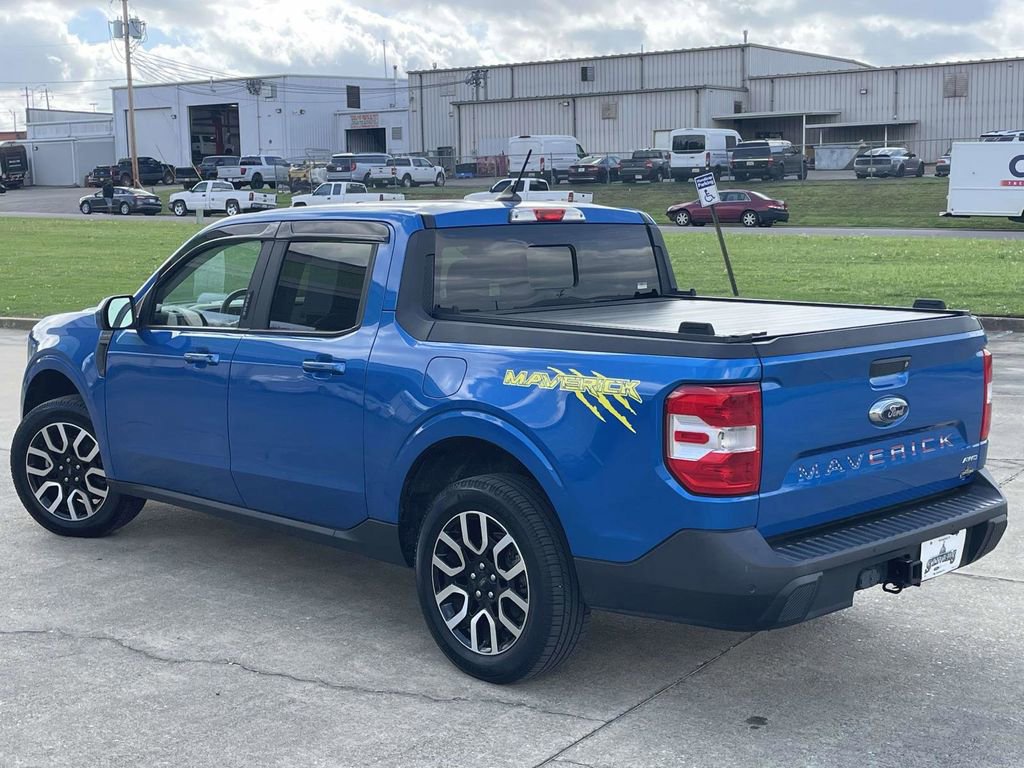 Certified 2022 Ford Maverick Lariat w/ Lariat Luxury Package image 3