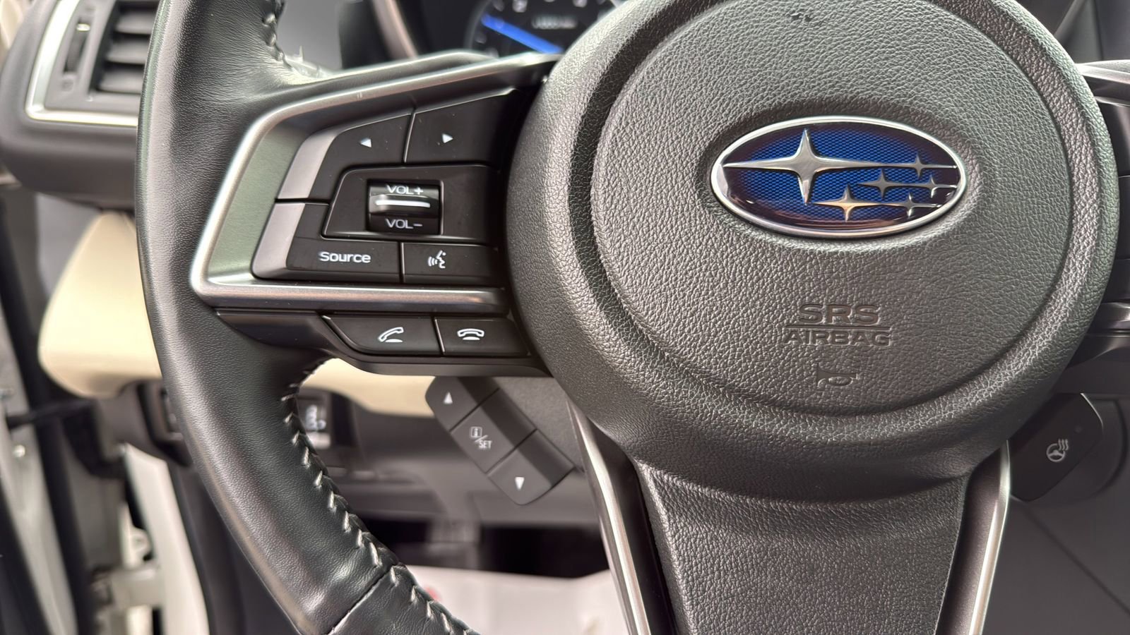 Used 2022 Subaru Ascent Touring AWD/4WD image 16